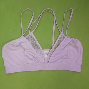 🎕 NWOT 🎕 ~ Guess Pale Lilac Bra in Medium